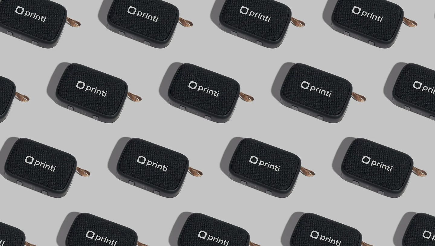 Caixa de som com microfone personalizada