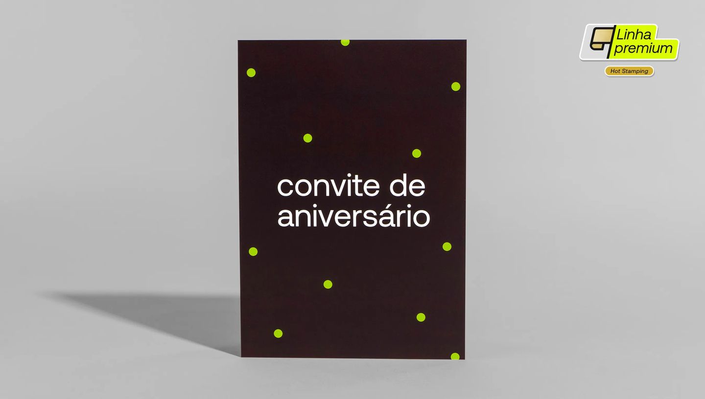 Convite de aniversário com hot stamping