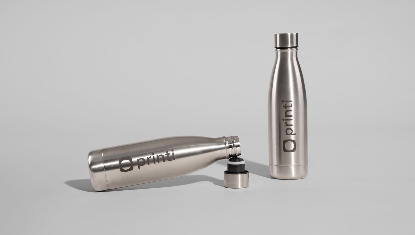 Squeeze térmico buffon personalizado com logo da Printi de inox.
