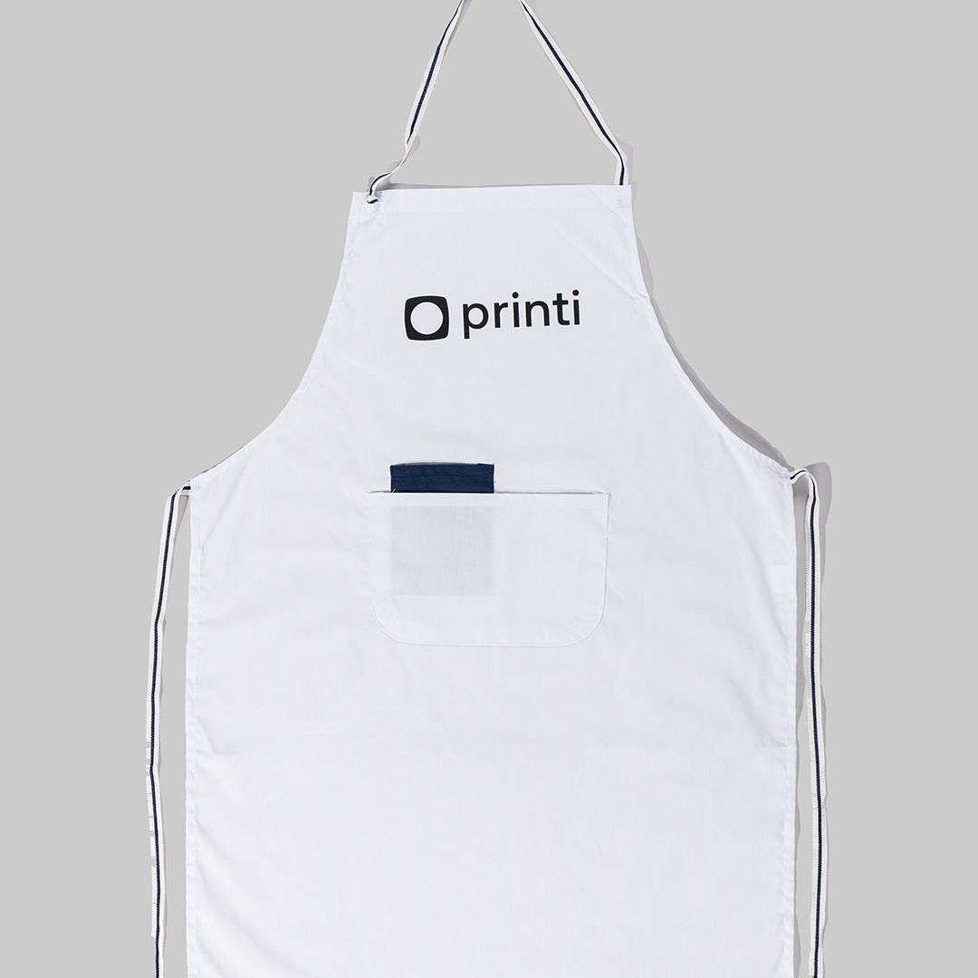 Avental personalizado branco com bolso e logo da Printi