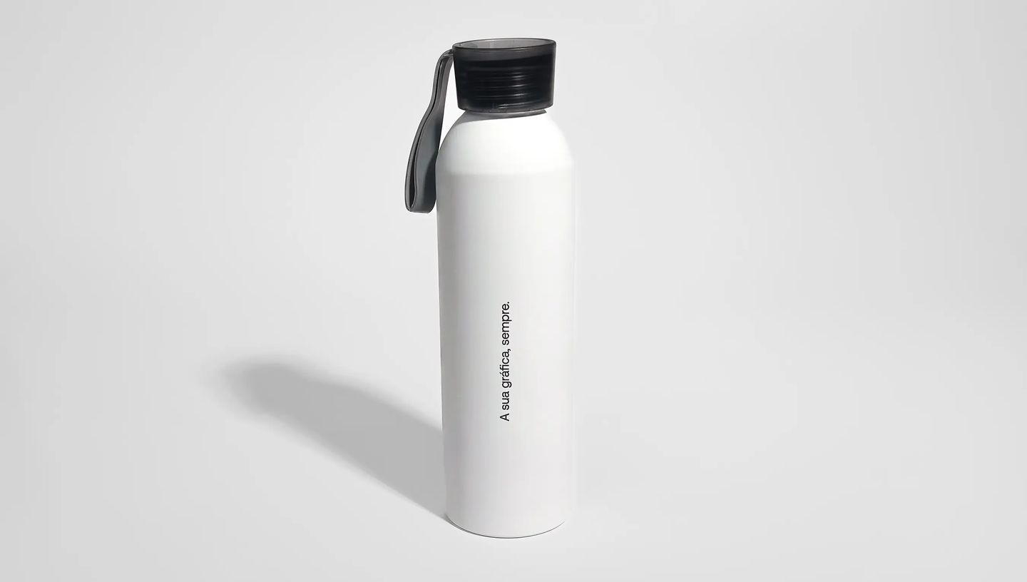 Squeeze Alumínio Rio personalizado na cor branco e preto.