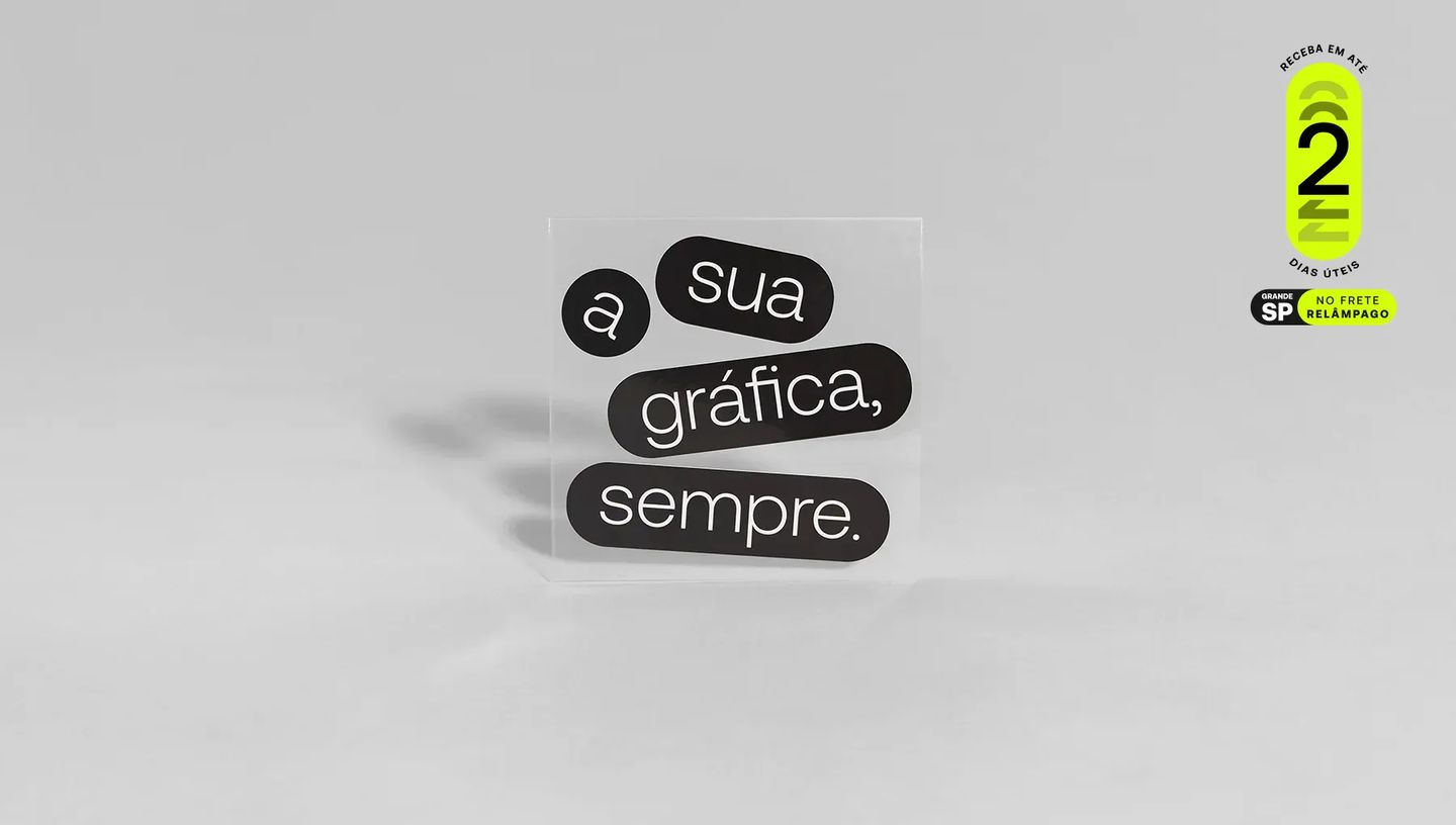 Adesivo quadrado transparente personalizado da Printi com selo de entrega rápida em até 2 dias úteis para São Paulo e Grande SP.