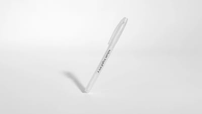 Caneta plástica Milu Frost personalizada