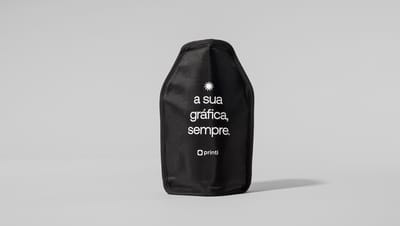 Manga refrigeradora na cor preta com slogan da Printi