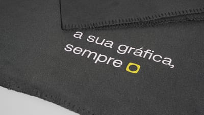 Manta polar na cor preta com slogan da Printi