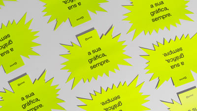 Cartão Splash na cor verde com logo e slogam da Printi.