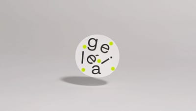 Rótulo personalizado em verniz