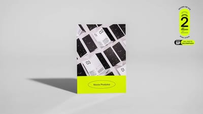 Flyer promocional da Printi com selo de entrega rápida em 2 dias úteis para São Paulo, exibindo layout de novos produtos e design minimalista em fundo cinza.