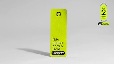 Adesivo lacre de segurança personalizado Printi com selo de entrega rápida em até 2 dias úteis, ideal para e-commerce e entregas seguras com alta aderência.