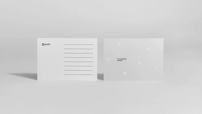 Cartão postal personalizado em verniz