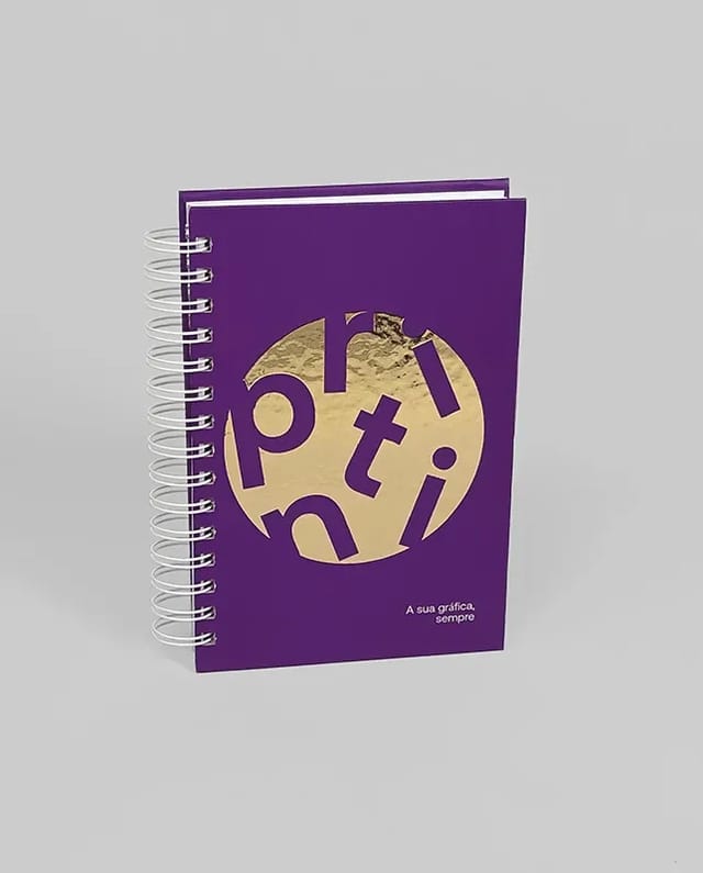 Agenda Personalizada 2027 com toque de hot stamping que transmite profissionalismo com brilho.