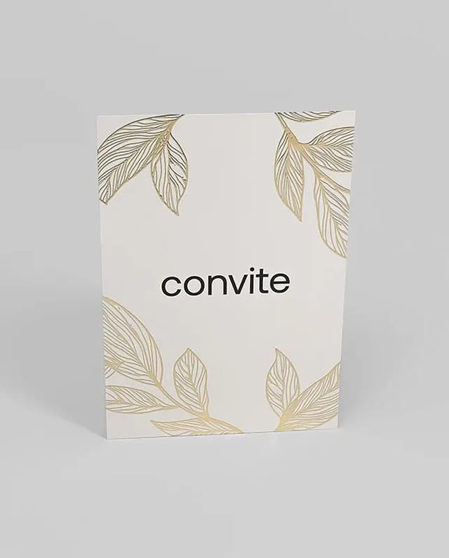 Convite com toque de hot stamping que reforça sua imagem com elegância.