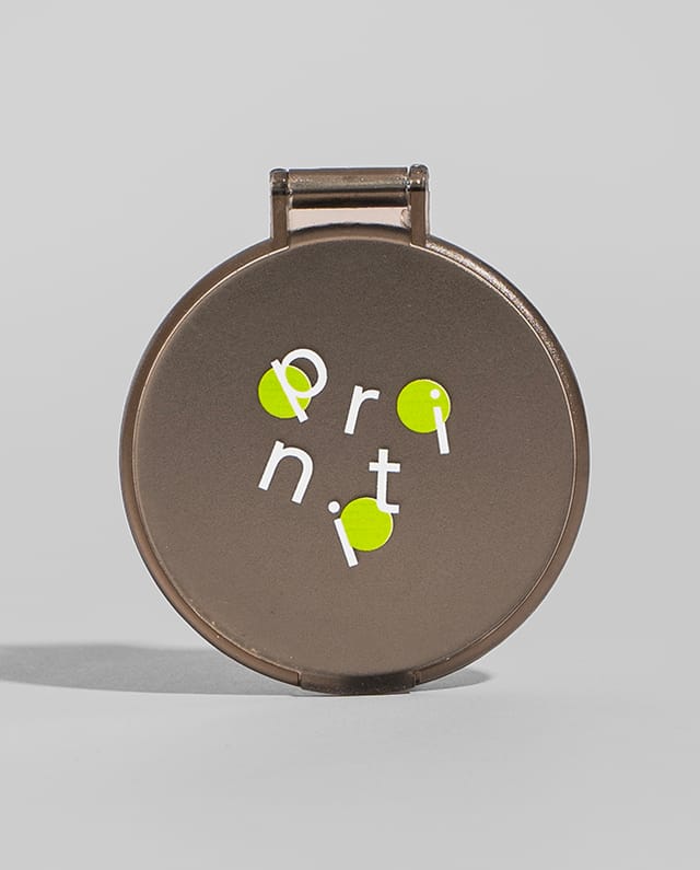 Espelho de Maquiagem Redondo personalizado com sua identidade visual. Ideal para brindes e divulgação.