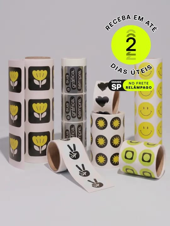 Personalize adesivos com sua arte para identificar produtos, valorizar embalagens ou divulgar sua marca. Conte com alta qualidade, excelente acabamento e produção ágil na Printi.